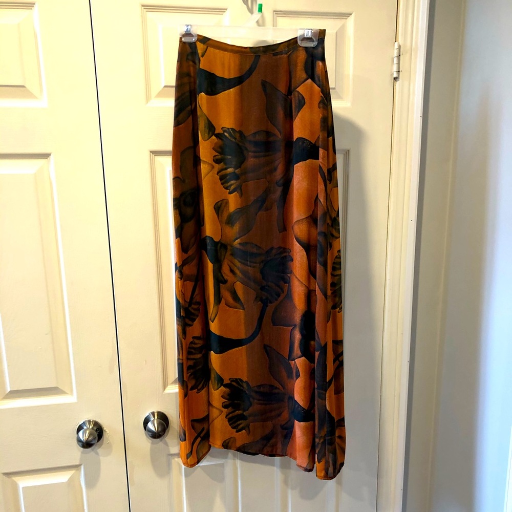 Ladies Long Skirt